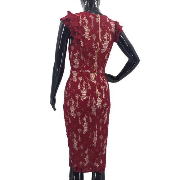 ➡️Host Pick⬅️ XOXO Red Crochet Floral Dress Small - Picture 2 of 7